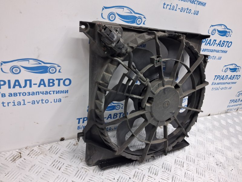 Диффузор с вентилятором радиатора Kia Sportage SL 1.7 diesel D4FD