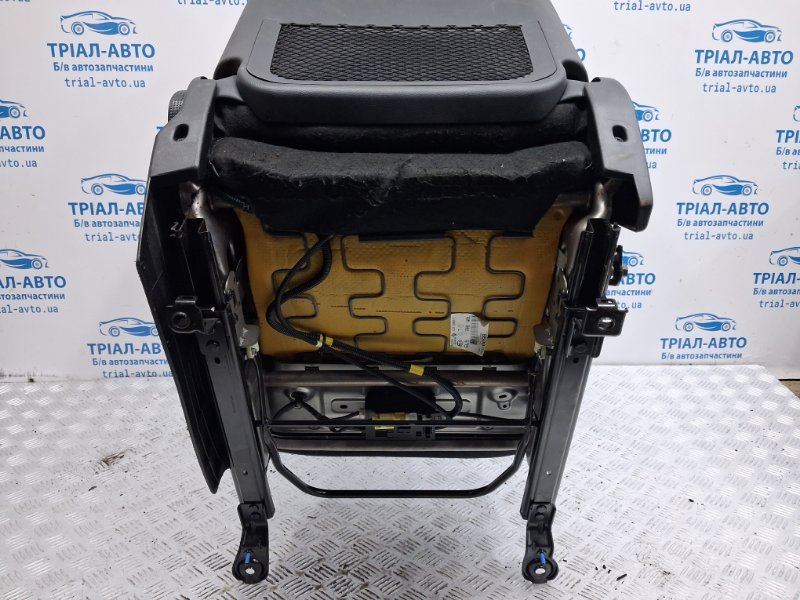 Сиденье переднее левое Sportage 2010-2016 SL 1.7 diesel D4FD