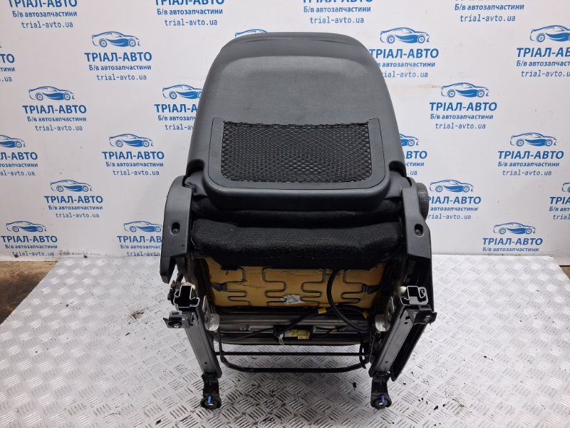 Сиденье переднее правое Sportage 2010-2016 SL 1.7 diesel D4FD