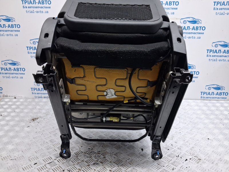 Сиденье переднее правое Sportage 2010-2016 SL 1.7 diesel D4FD