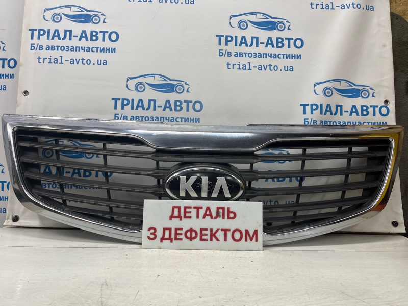 Решетка радиатора Kia Sportage 2010-2016 SL 1.7 diesel D4FD 863503W030 Б/У