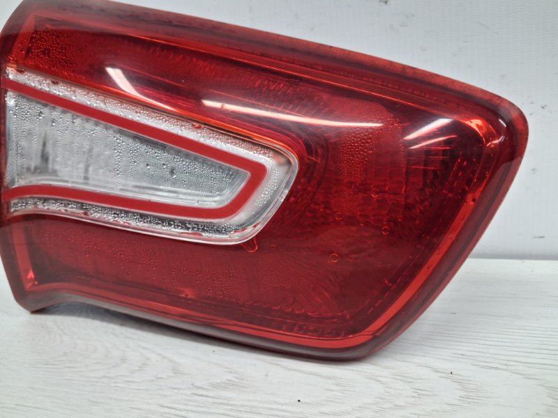 Фонарь задний внутренний левый Kia Sportage SL 1.7 diesel D4FD