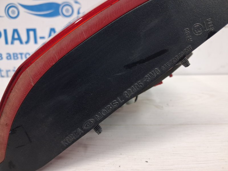 Фонарь задний внутренний левый Sportage 2010-2016 SL 1.7 diesel D4FD