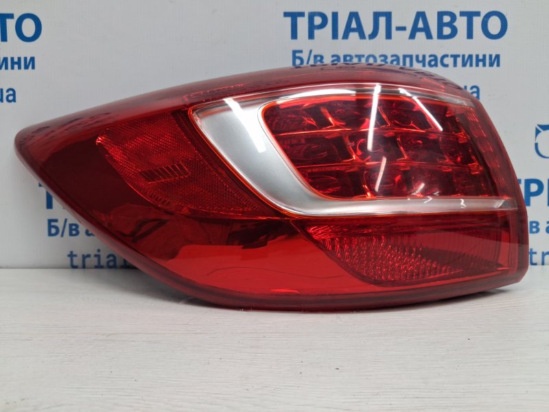 Фонарь задний внешний левый Kia Sportage 2010-2016 SL 1.7 diesel D4FD 92410-3W010 Б/У