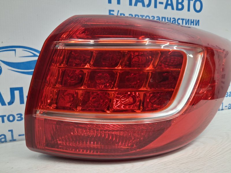 Фонарь задний внешний правый Kia Sportage SL 1.7 diesel D4FD