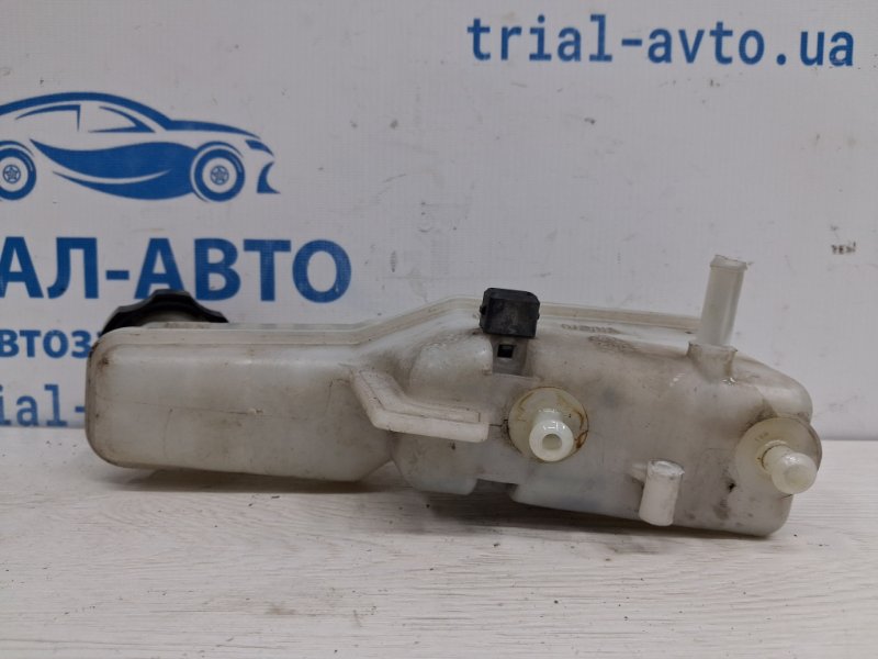 Бачок главного тормозного цилиндра Kia Sportage SL 1.7 diesel D4FD