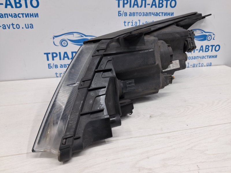 Фара правая галоген Sportage 2010-2016 SL 1.7 diesel D4FD