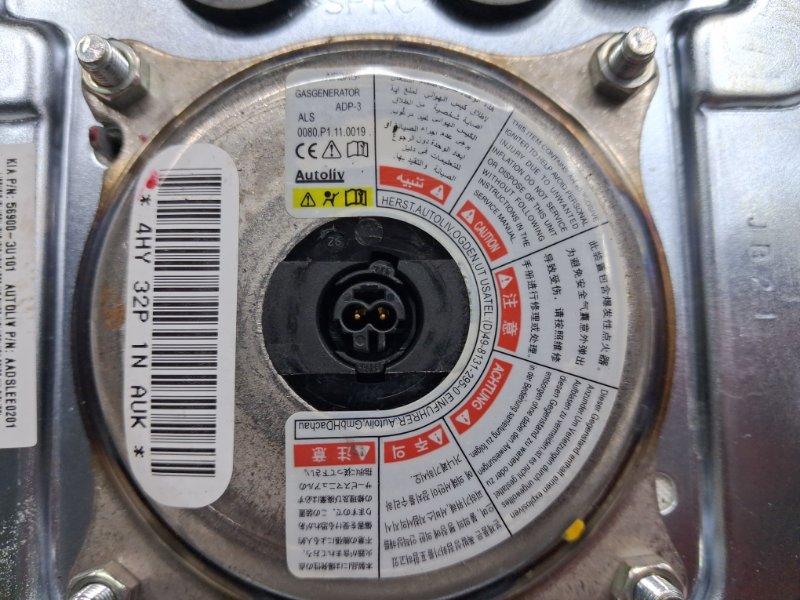 Подушка безопасности в руль Sportage 2010-2016 SL 1.7 diesel D4FD