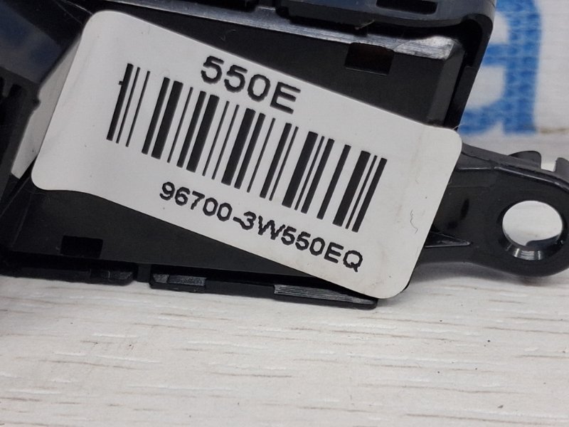 Кнопки руля Kia Sportage SL 1.7 diesel D4FD