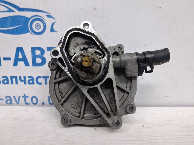 Насос вакуумный Kia Sportage 2010-2016 SL 1.7 diesel D4FD 288102A500 Б/У