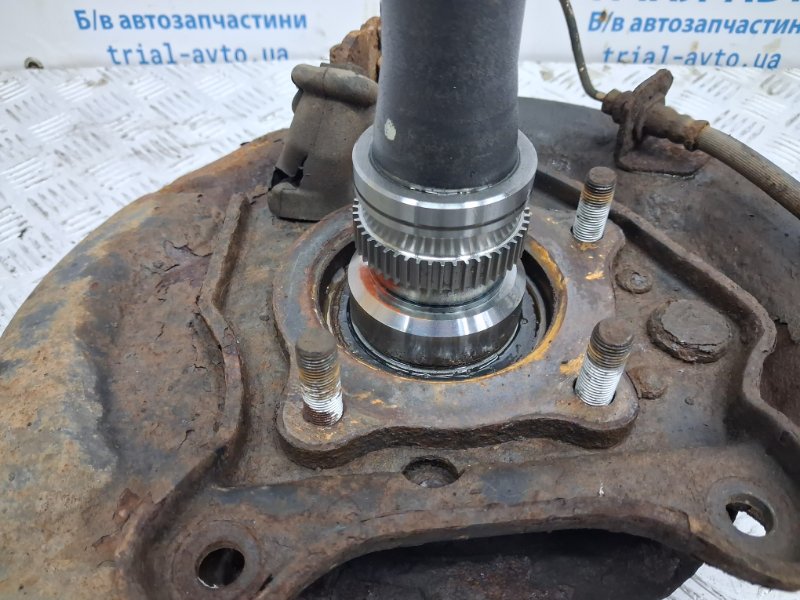 Привод задний левый Toyota Land Cruiser J100 4.7