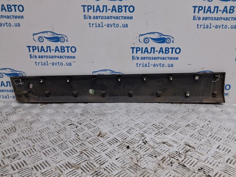 Накладка двери передняя правая Captiva 2006-2018 C140