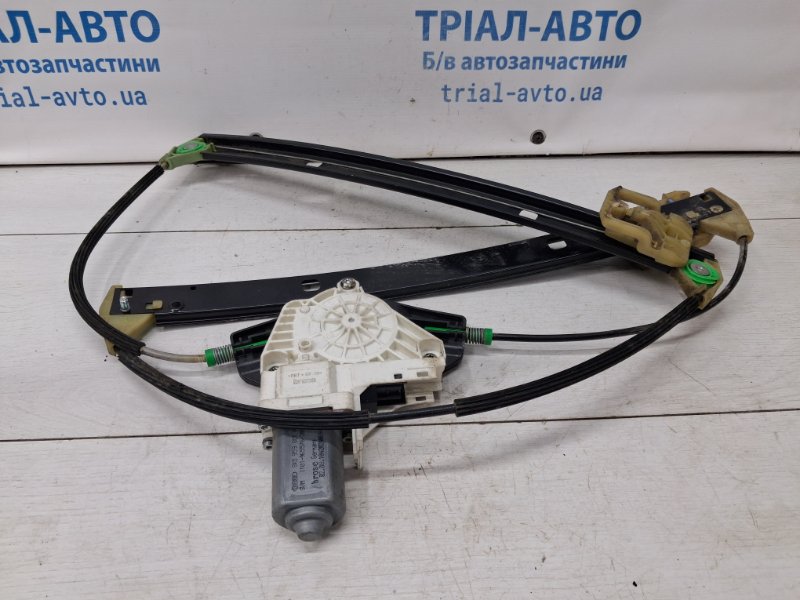 Стеклоподъемник передний левый Audi A4 B8 8K0837461 Б/У