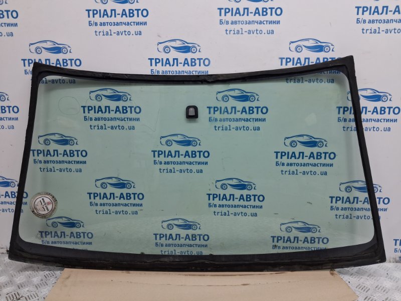 Стекло лобовое L200 2006-2015 KB 2.5 дизель 4D56U МКПП