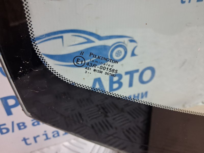 Стекло лобовое 3 2003-2008 BK 1.6