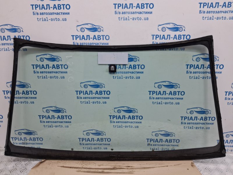Стекло лобовое L200 2006-2015 KB 2.5 дизель 4D56U МКПП