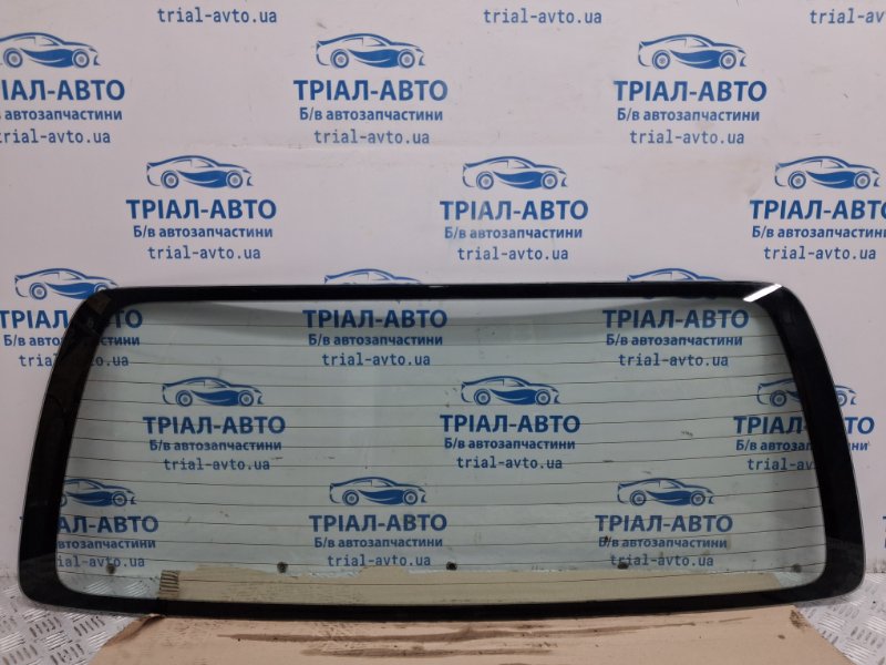 Запчасть стекло крышки багажника Toyota Land Cruiser 1998-2007 J100 4.7 6813160430 Б/У Стекло крышки багажника Toyota Land Cruiser 1998-2007 J100 4.7 6813160430 Б/У