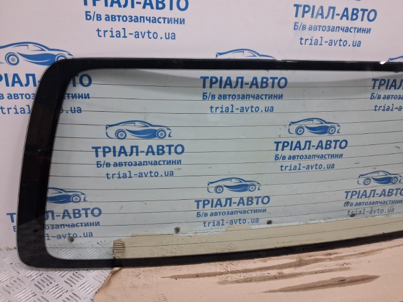 Стекло крышки багажника Land Cruiser 1998-2007 J100 4.7 Стекло крышки багажника Land Cruiser 1998-2007 J100 4.7