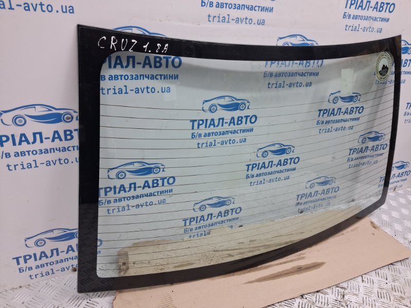 Стекло в кузов заднее Chevrolet Cruze J300 1.6