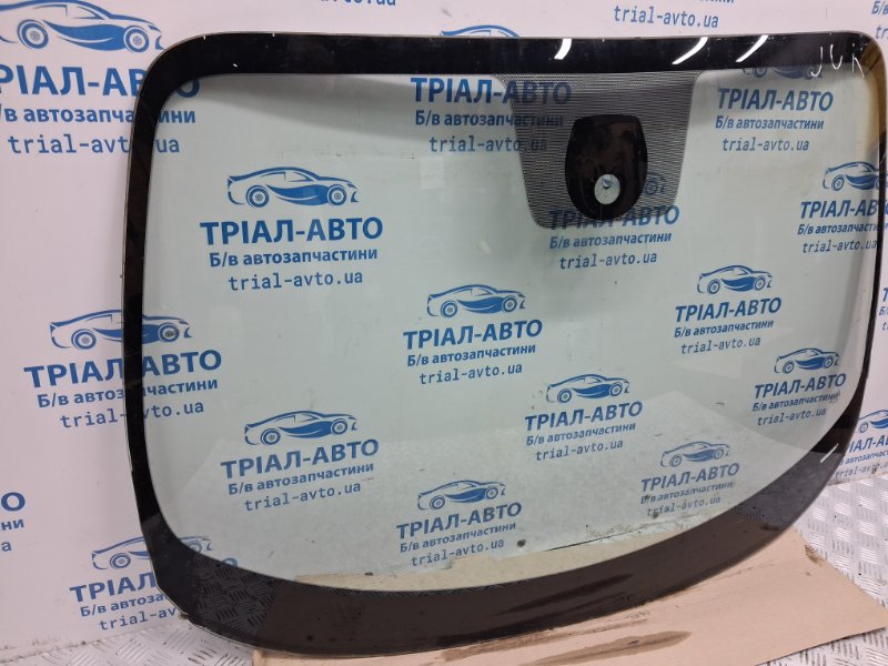 Стекло лобовое Juke 2010-2019 F15 1.6