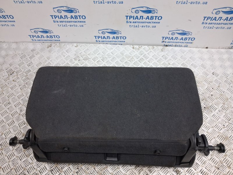 Сидения третий ряд Pajero Wagon 1999-2006 3 3.2 Дизель 4M41