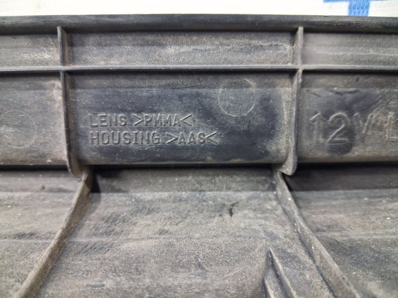 Фонарь задний внешний левый Pajero Wagon 1999-2006 3 3.2 Дизель 4M41