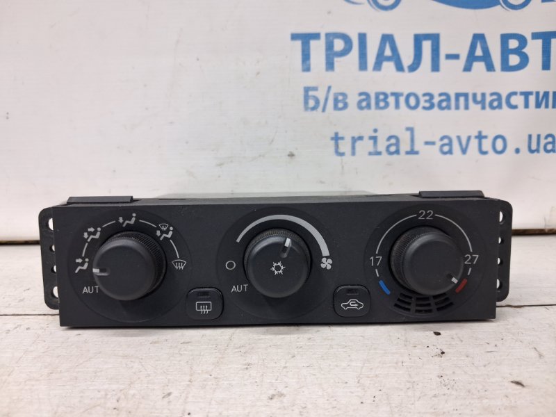 Блок управления кондиционером Mitsubishi Pajero Wagon 1999-2006 3 3.2 Дизель 4M41 MR500646 Б/У