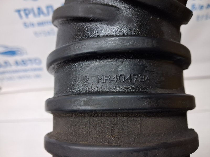 Патрубок воздушного фильтра Pajero Wagon 1999-2006 3 3.2 Дизель 4M41