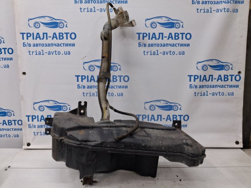 Бачок омывателя Pajero Wagon 1999-2006 3 3.2 Дизель 4M41