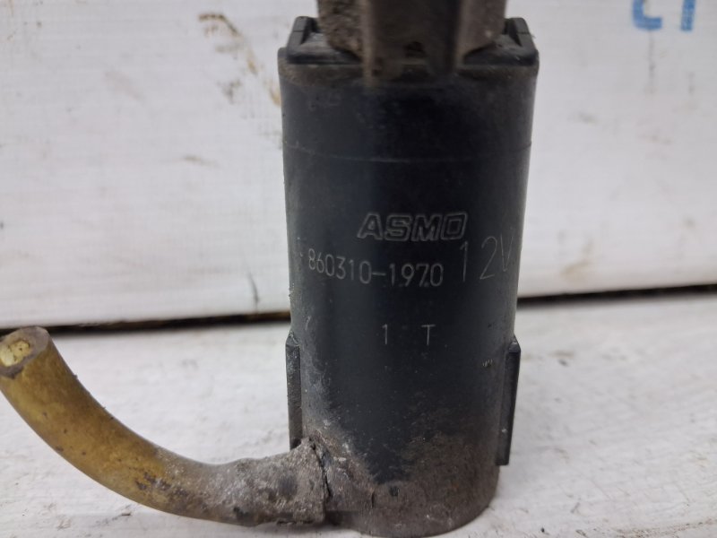 Насос омывателя стекла Mitsubishi Pajero Wagon 3 3.2 Дизель 4M41