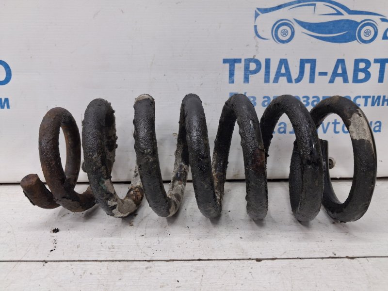 Пружина передняя Mitsubishi Pajero Wagon 1999-2006 3 3.2 Дизель 4M41 MN125251 Б/У