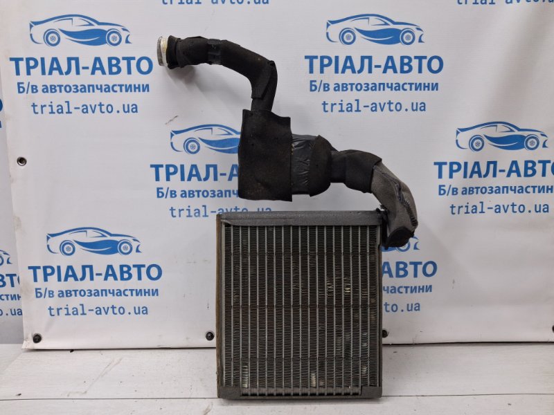 Осушитель кондиционера Mitsubishi Pajero Wagon 1999-2006 3 3.2 Дизель 4M41 MR398361 Б/У