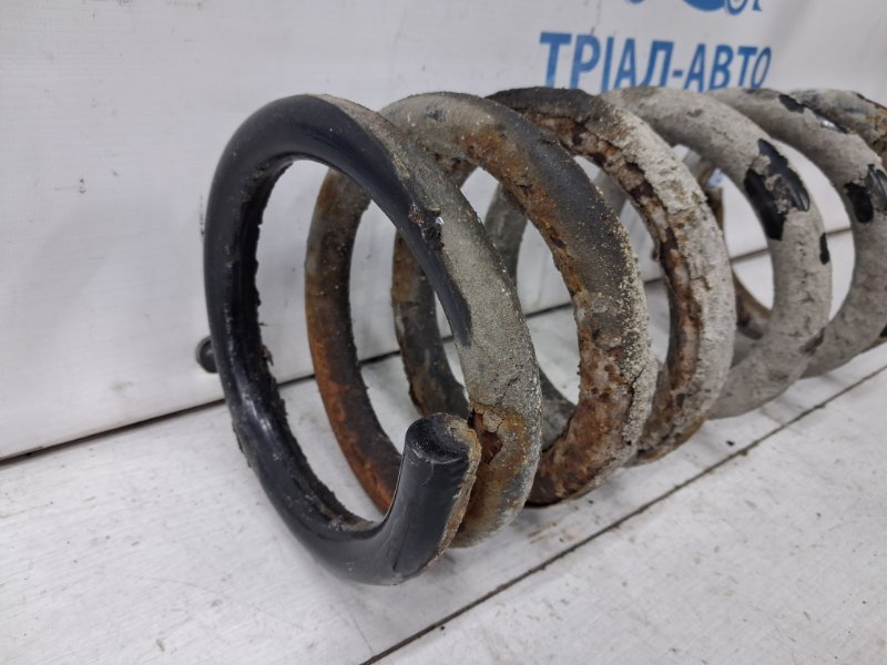 Пружина задняя Pajero Wagon 1999-2006 3 3.2 Дизель 4M41