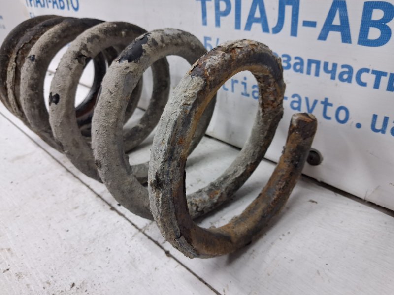 Пружина задняя Mitsubishi Pajero Wagon 3 3.2 Дизель 4M41