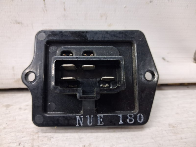 Резистор печки Mitsubishi Pajero Wagon 3 3.2 Дизель 4M41