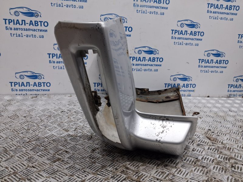 Бампер задний правый клык Mitsubishi Pajero Wagon 3 3.2 Дизель 4M41