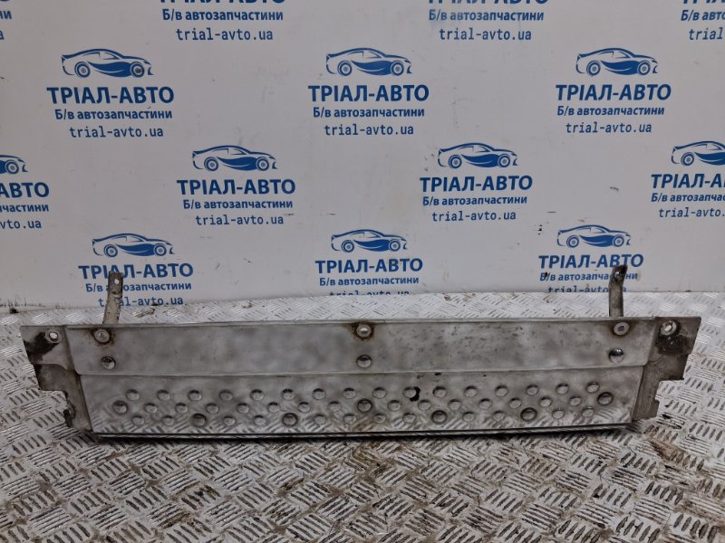 Бампер задний Pajero Wagon 1999-2006 3 3.2 Дизель 4M41