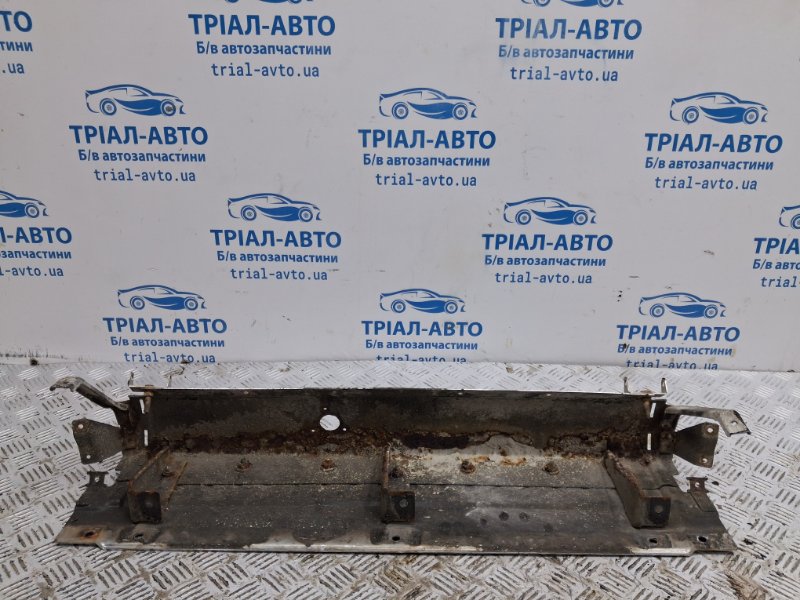 Бампер задний Mitsubishi Pajero Wagon 3 3.2 Дизель 4M41