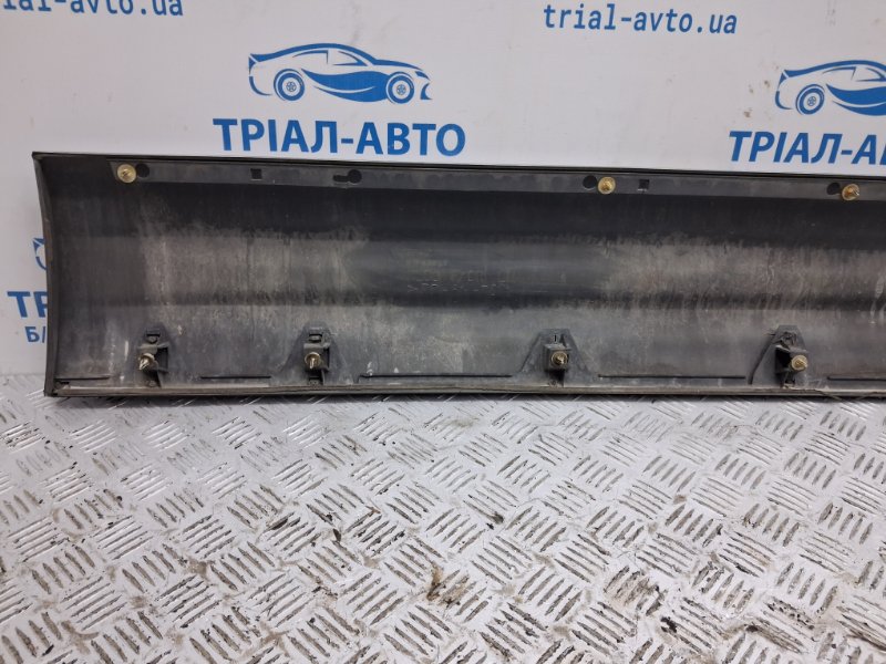 Накладка двери передняя левая Pajero Wagon 1999-2006 3 3.2 Дизель 4M41