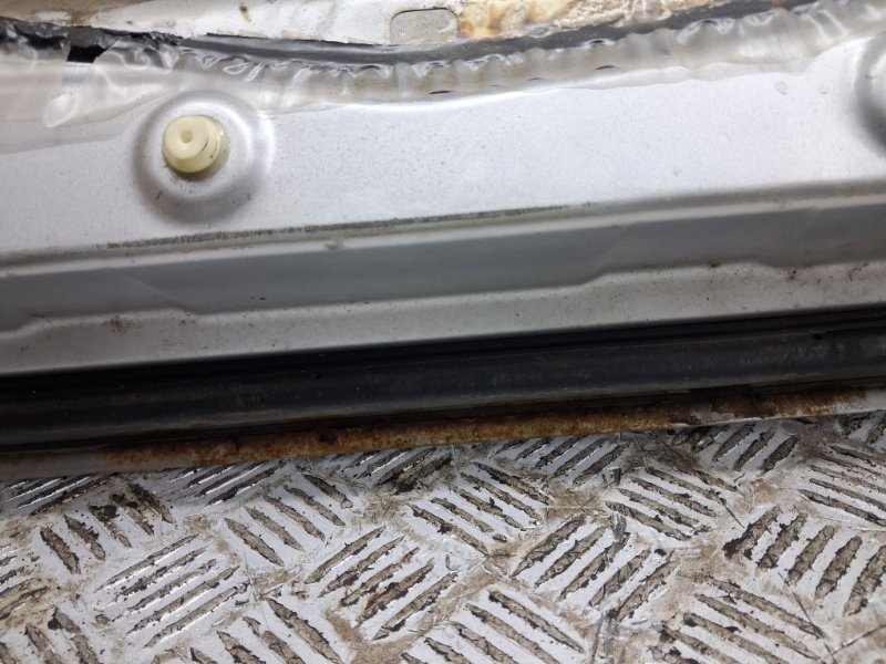 Дверь передняя левая Pajero Wagon 1999-2006 3 3.2 Дизель 4M41