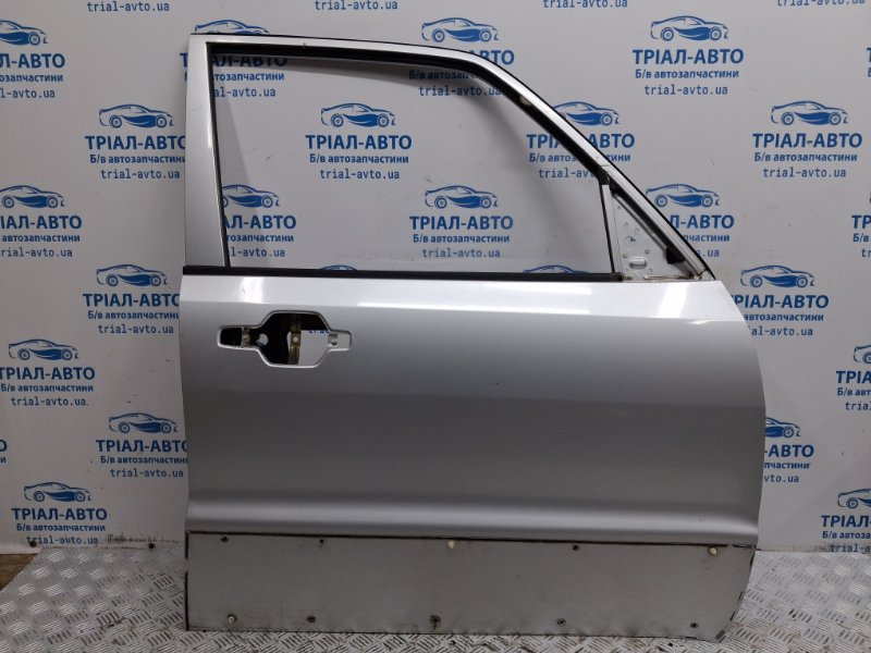 Дверь передняя правая Mitsubishi Pajero Wagon 1999-2006 3 3.2 Дизель 4M41 MR555448 Б/У