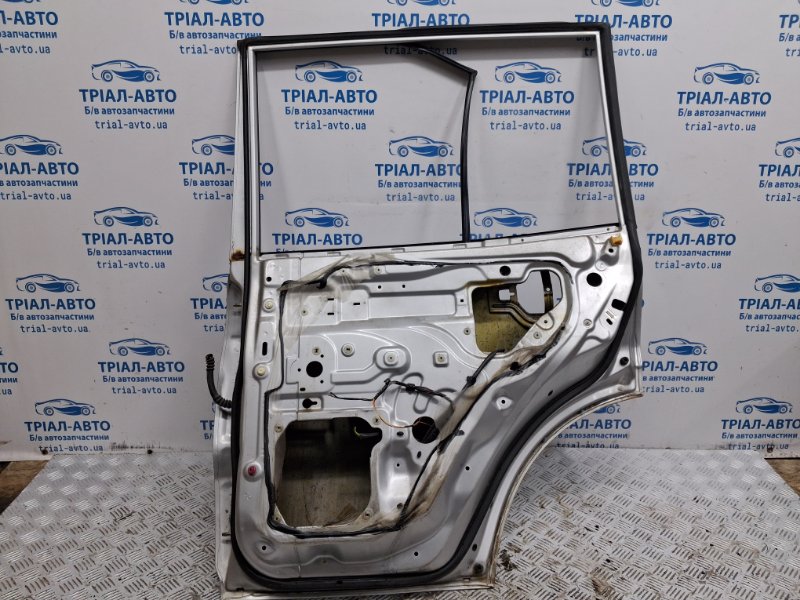 Дверь задняя правая Pajero Wagon 1999-2006 3 3.2 Дизель 4M41