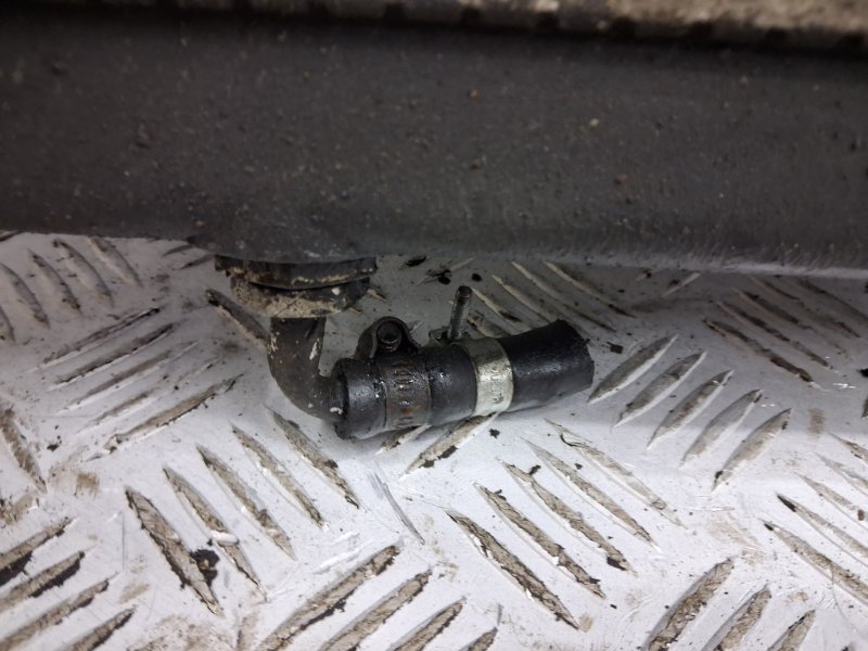 Радиатор основной Mitsubishi Pajero Wagon 3 3.2 Дизель 4M41