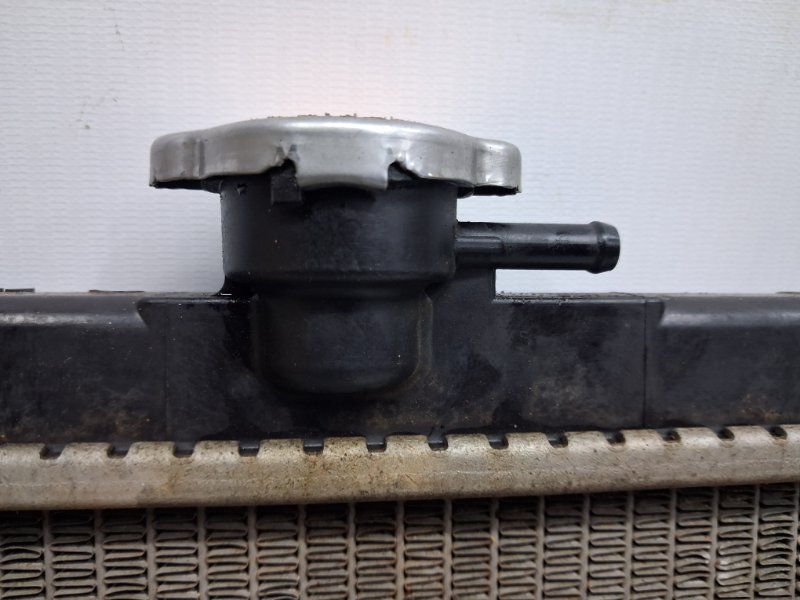 Радиатор основной Pajero Wagon 1999-2006 3 3.2 Дизель 4M41