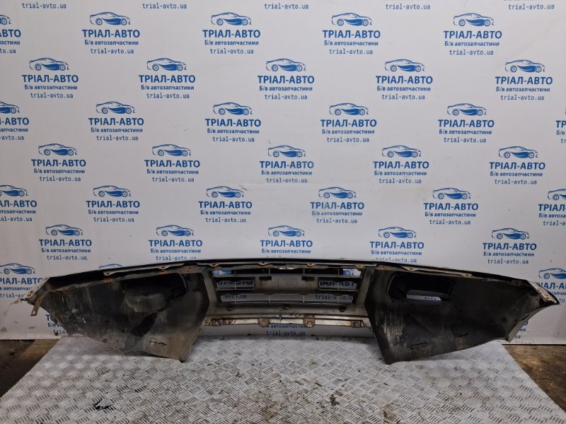 Бампер передний Pajero Wagon 1999-2006 3 3.2 Дизель 4M41