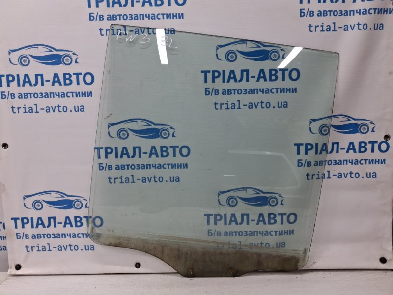Стекло двери заднее левое Mitsubishi Pajero Wagon 1999-2006 3 3.2 Дизель 4M41 MR436981 Б/У