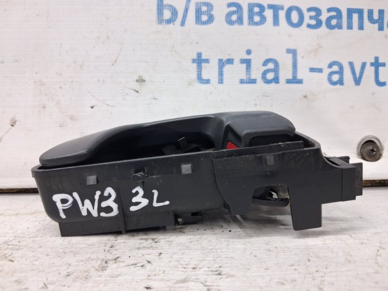 Ручка двери внутренняя левая Pajero Wagon 1999-2006 3 3.2 Дизель 4M41