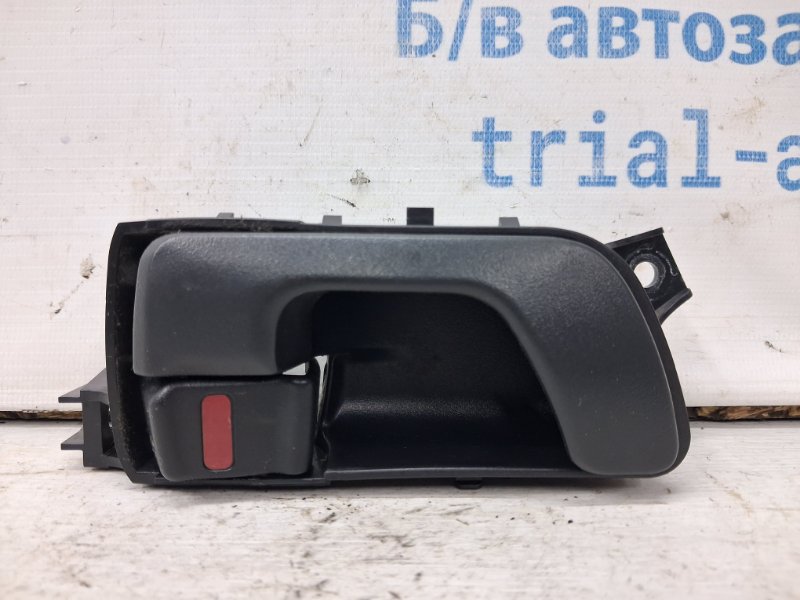 Ручка двери внутренняя правая Mitsubishi Pajero Wagon 1999-2006 3 3.2 Дизель 4M41 MR604136 Б/У