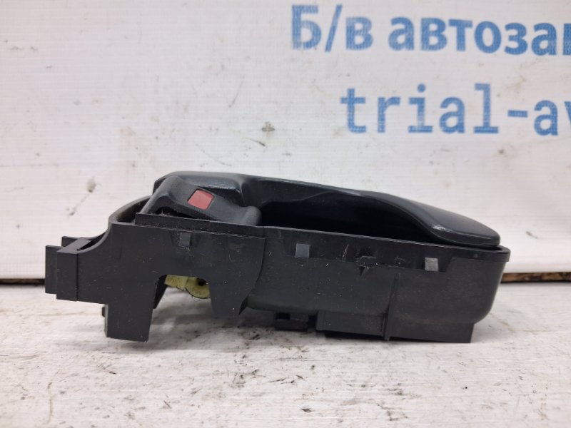 Ручка двери внутренняя правая Pajero Wagon 1999-2006 3 3.2 Дизель 4M41