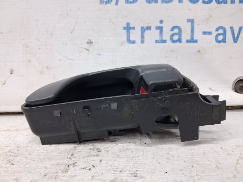 Ручка двери внутренняя левая Pajero Wagon 1999-2006 3 3.2 Дизель 4M41